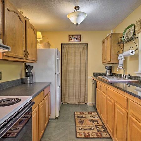 Villa Creekside Retreat With Deck, 18 Miles To Wolf Ridge Weaverville Exterior foto