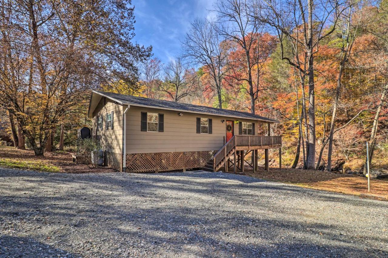 Villa Creekside Retreat With Deck, 18 Miles To Wolf Ridge Weaverville Exterior foto