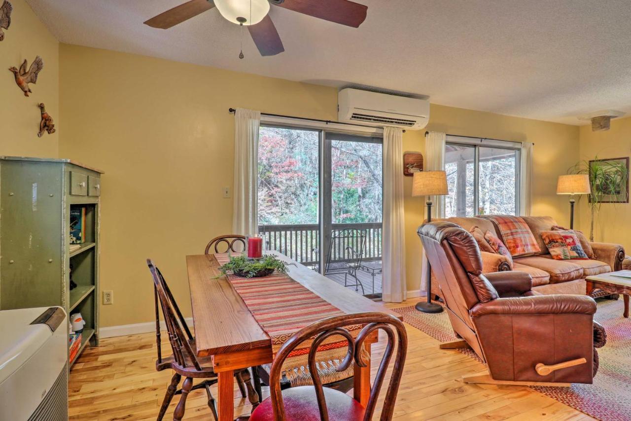 Villa Creekside Retreat With Deck, 18 Miles To Wolf Ridge Weaverville Exterior foto