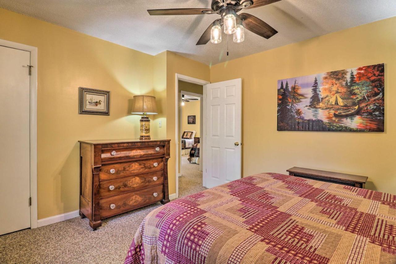 Villa Creekside Retreat With Deck, 18 Miles To Wolf Ridge Weaverville Exterior foto